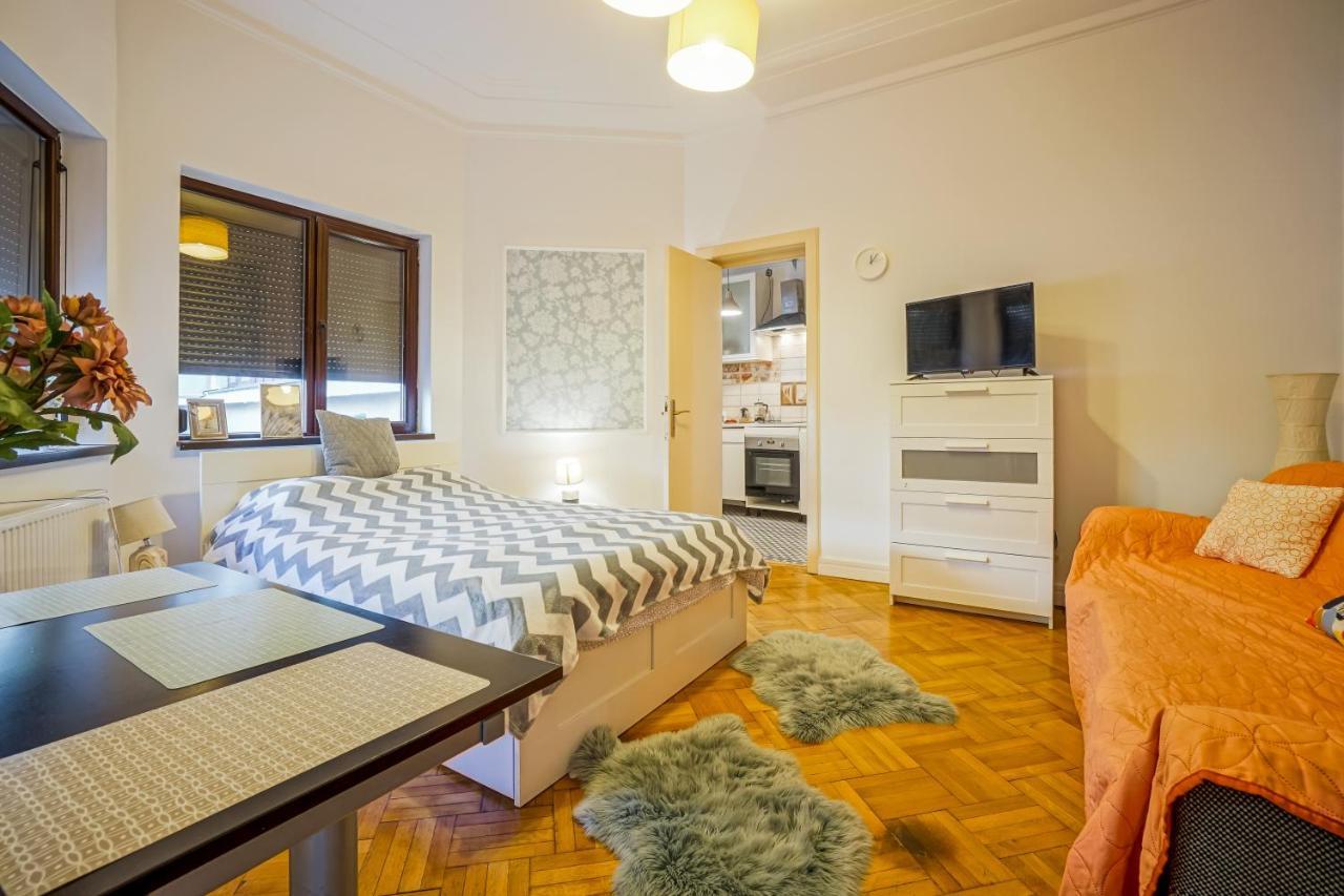 Victoriei Blue Apartment Bucureşti Ngoại thất bức ảnh